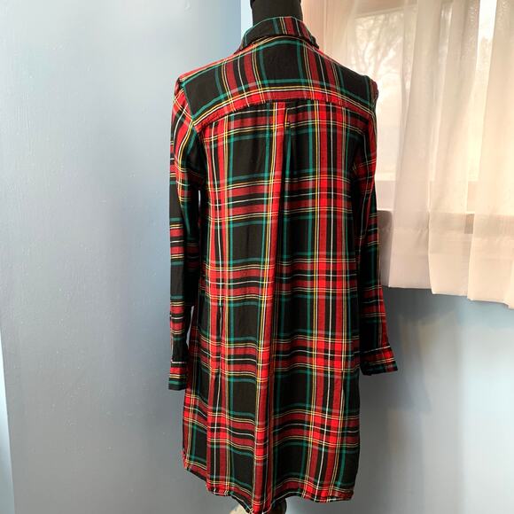 Old Navy Red Festive Plaid Button Front Shirt Dress Size Medium - Picture 4 of 8